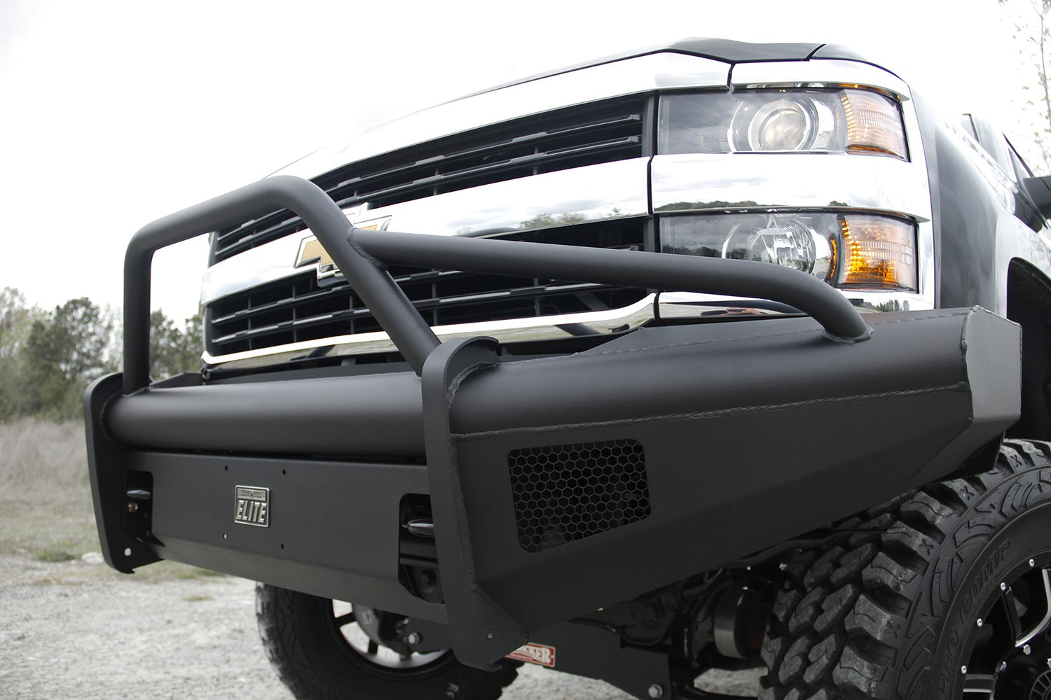 Fab Fours CH14-Q3062-1 Elite Front Ranch Bumper