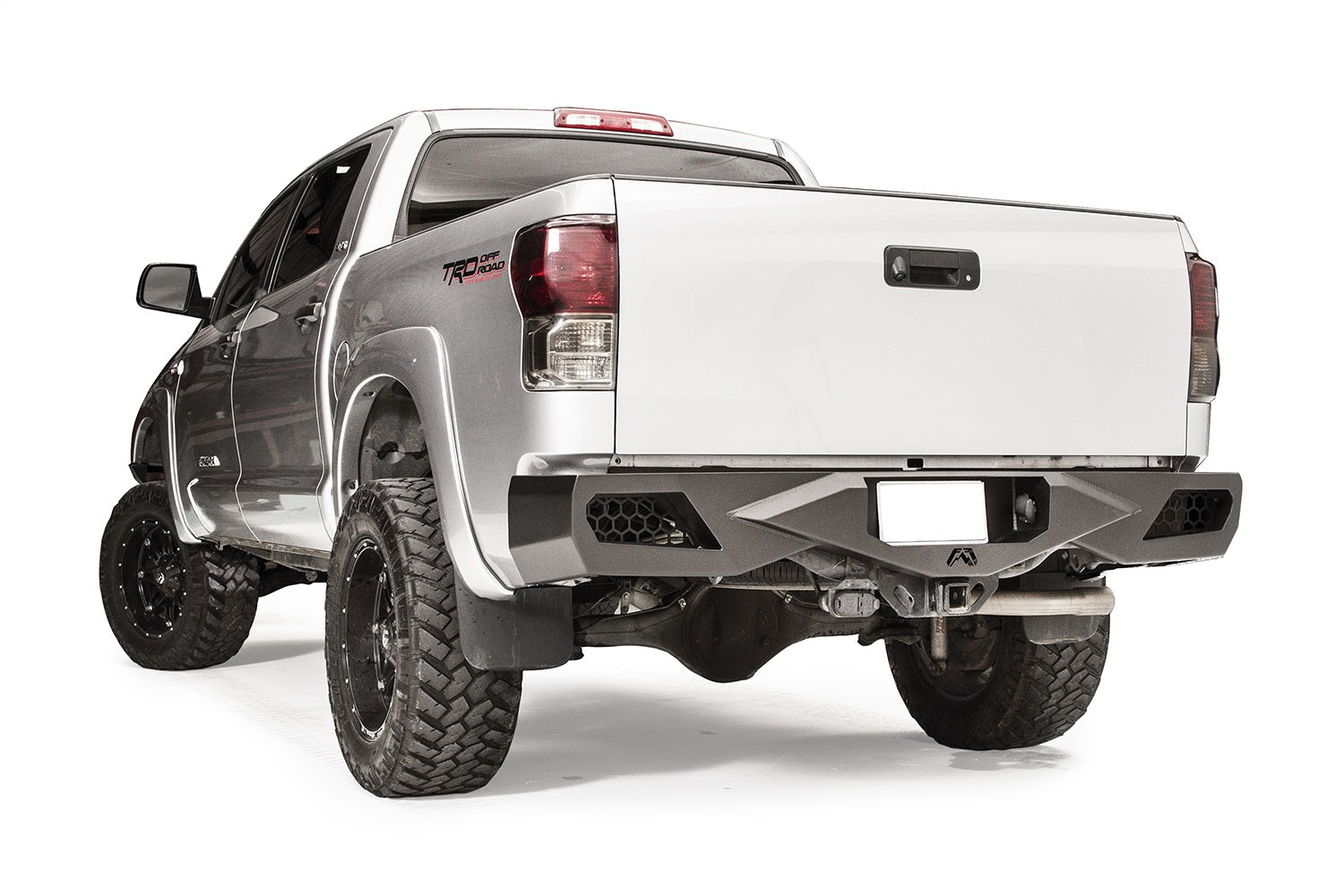 Fab Fours TT07-E1550-1 Vengeance Rear Bumper Fits 07-13 Tundra