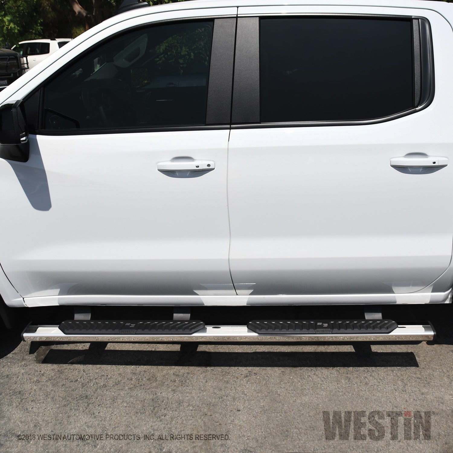 Westin 28-51270 R5 Nerf Step Bars